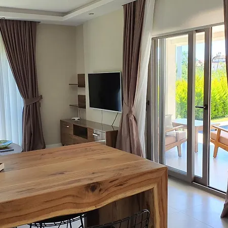 Villa Carmen-2 *